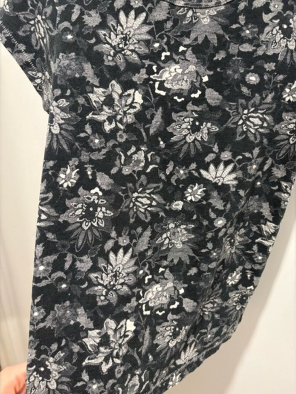 Rag & Bone Wallpaper Printed Crewneck Tee Short Sleeve Black Grey Small - Picture 2 of 7